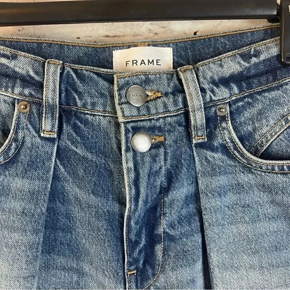 FRAME Women's 25 Release Hem Front Pleat Jean Denim Shorts Double Button Raw Hem - Picture 4 of 9